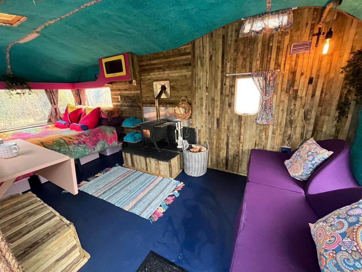 Budget Stay, In Lovely Private Setting With Rustic Charm, Log Burner, Fire Pit, Campers Kitchen & Eco Loo No Bedding Supplied Narberth Εξωτερικό φωτογραφία